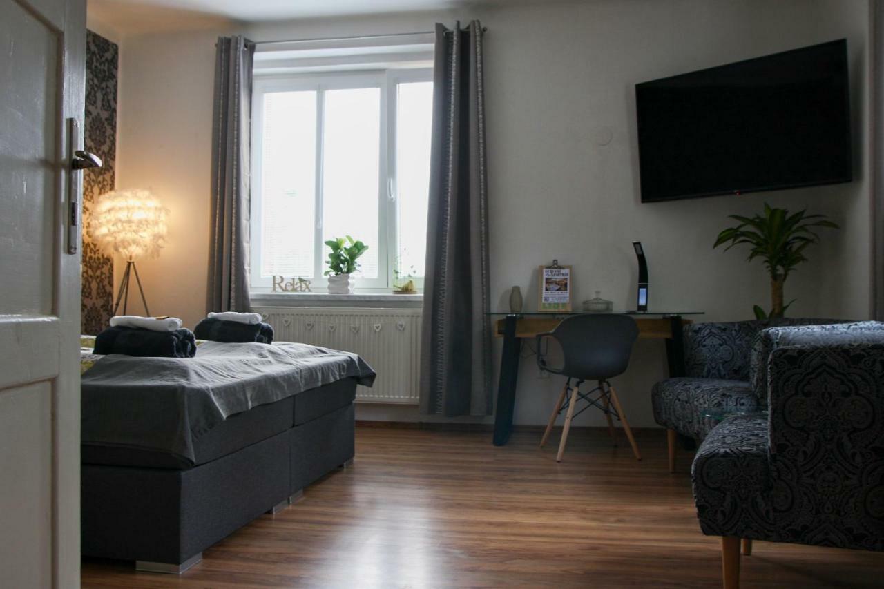 Luxusni Apartman Nmnm Family 诺夫梅斯托纳马瑞夫 外观 照片