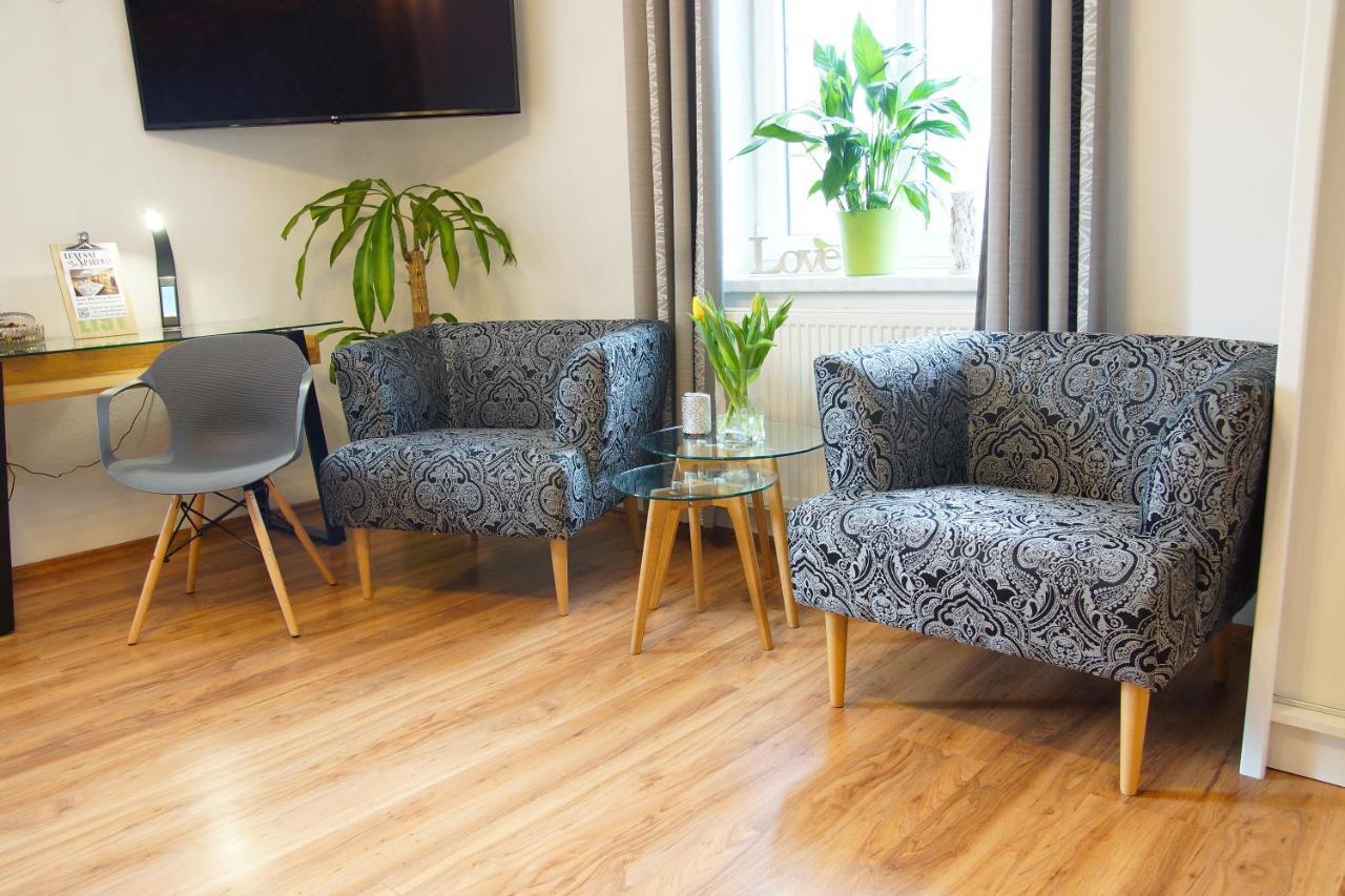 Luxusni Apartman Nmnm Family 诺夫梅斯托纳马瑞夫 外观 照片